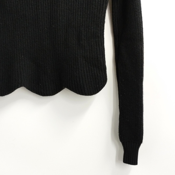 Aritzia WILFRED Sardou Scallop Hem Crop Sweater‎ - Picture 5 of 12